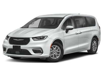 Certified 2023 Chrysler Pacifica Limited w/ S Appearance Package