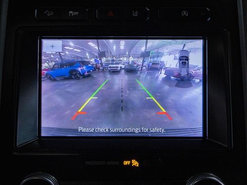 Used 2020 Ford Expedition Max XLT w/ Equipment Group 202A AWD/4WD image 7