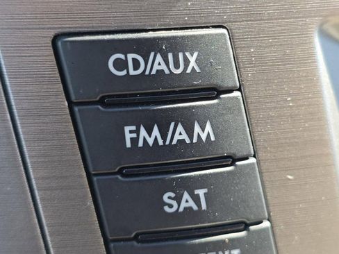 Used 2014 Subaru Outback 2.5i Premium AWD/4WD image 3
