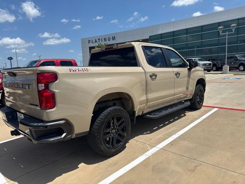 Used 2022 Chevrolet Silverado 1500 Custom Trail Boss w/ LPO, Dark Essentials Package AWD/4WD image 3