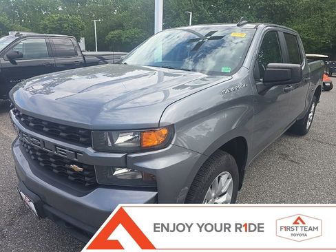 Used 2022 Chevrolet Silverado 1500 Custom image 1