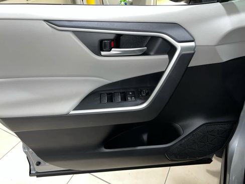 New 2025 Toyota RAV4 XLE w/ Convenience Package image 12