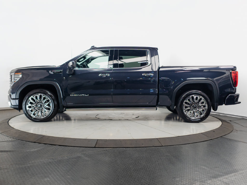 Used 2023 GMC Sierra 1500 Denali Ultimate AWD/4WD image 4