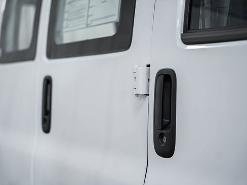 Used 2024 GMC Savana 2500 w/ Driver Convenience Package image 13