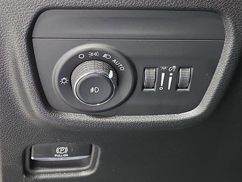 New 2026 Jeep Grand Cherokee Limited w/ Limited Altitude Package image 31