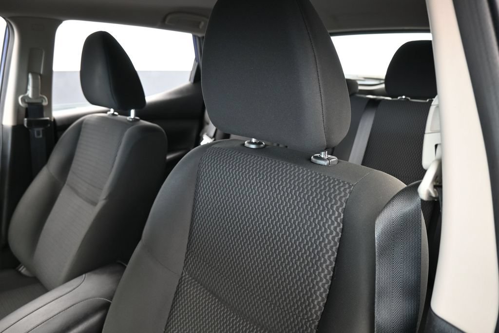 Used 2021 Nissan Rogue Sport S FWD image 18