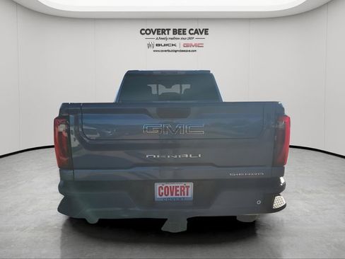 Used 2025 GMC Sierra 2500 Denali Ultimate w/ Max Trailering Package image 8