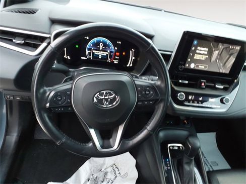 Used 2023 Toyota Corolla XSE image 12
