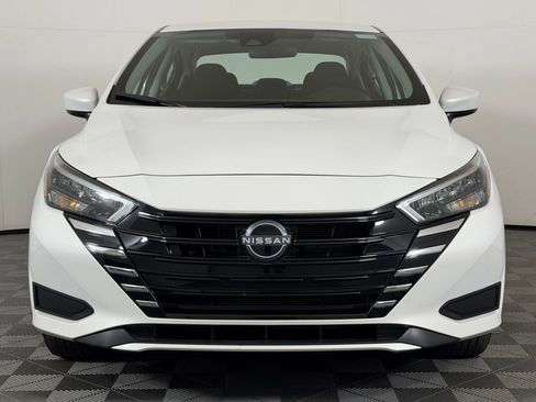 Used 2025 Nissan Versa SV FWD image 6