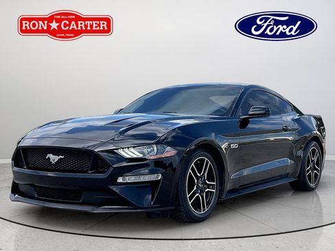 Used 2020 Ford Mustang GT RWD image 3