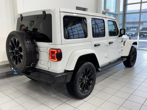 Used 2023 Jeep Wrangler Unlimited Sahara w/ Cold Weather Group image 36