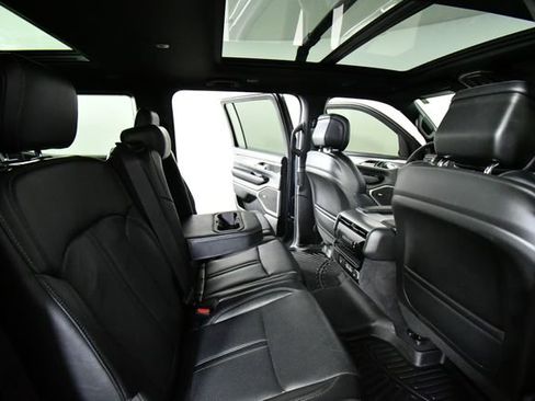 Used 2024 Jeep Wagoneer Series II image 25