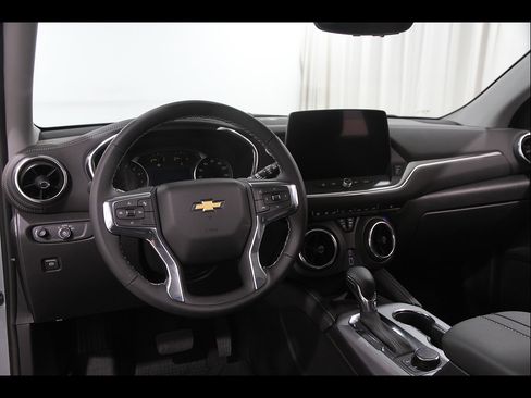 Used 2026 Chevrolet Blazer LT w/ LPO, Black Sport Package AWD/4WD image 6
