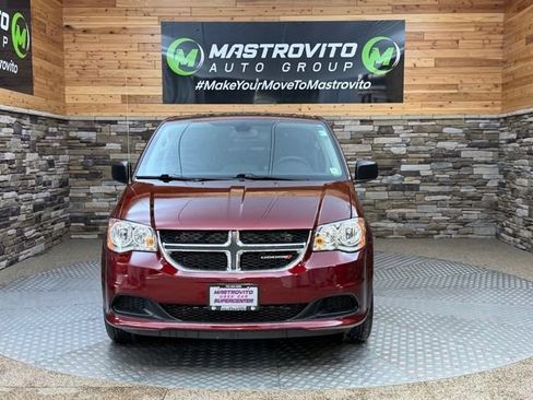 Used 2019 Dodge Grand Caravan SE w/ Power Convenience Group I FWD image 3