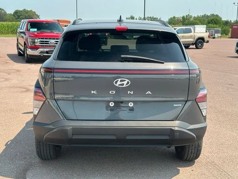 Used 2025 Hyundai Kona SEL AWD/4WD image 37