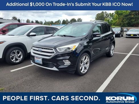 Used 2017 Ford Escape Titanium w/ Equipment Group 301A AWD/4WD image 1