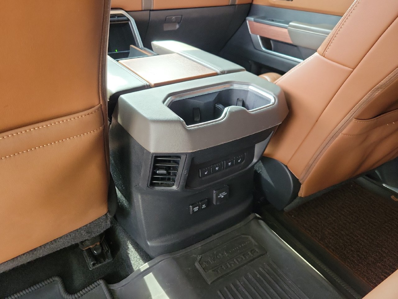 Used 2023 Toyota Tundra 1794 Edition AWD/4WD image 10