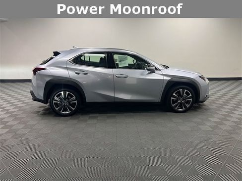 Certified 2025 Lexus UX 300h FWD image 4
