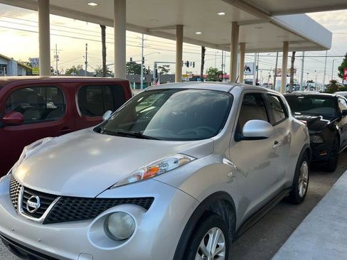 Used 2013 Nissan Juke S AWD/4WD image 2