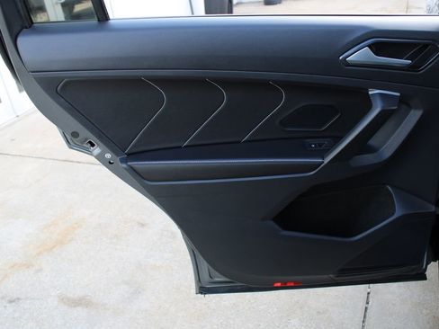 Certified 2024 Volkswagen Tiguan SE R-Line w/ MDO Package, Two-Row image 21