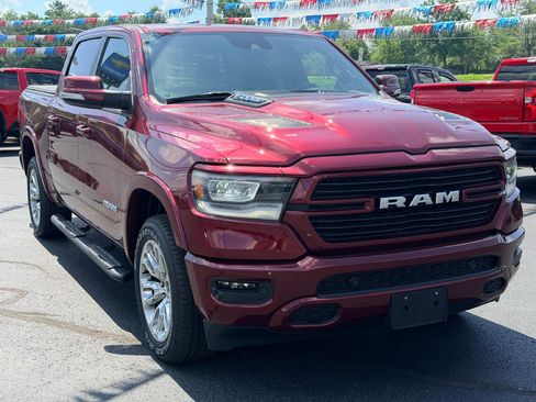 Used 2022 RAM 1500 Laramie AWD/4WD image 3
