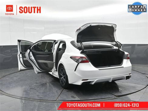 Used 2023 Toyota Camry SE image 51