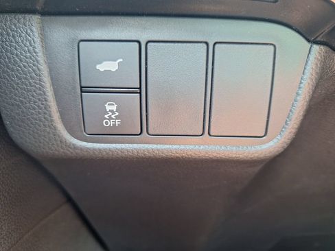 Used 2025 Honda CR-V EX-L image 12