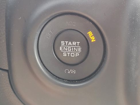 Used 2022 Jeep Wrangler Unlimited Sport AWD/4WD image 19