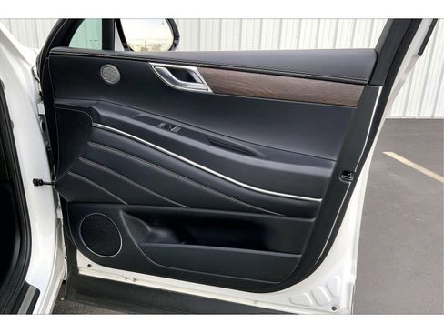 Used 2024 Genesis GV80 2.5T image 21