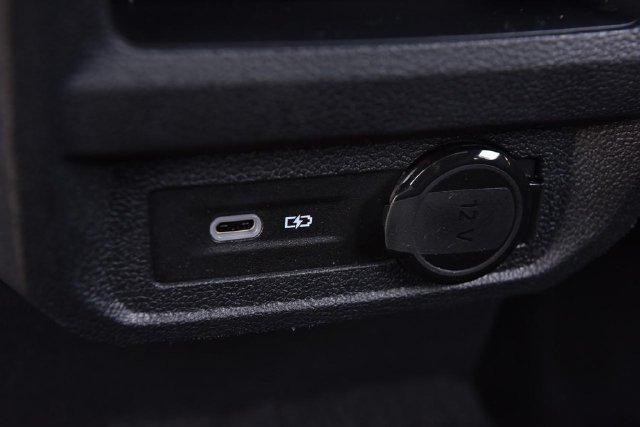 Certified 2023 Volkswagen Tiguan SE R-Line AWD/4WD image 25