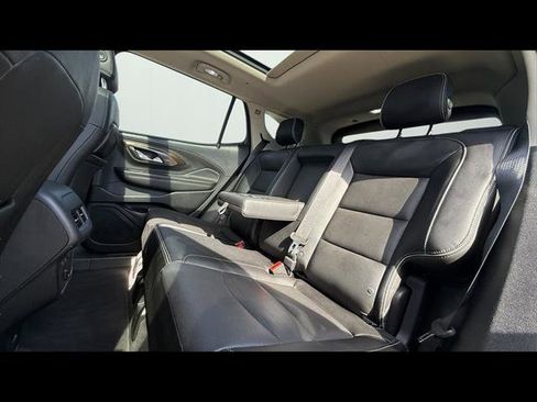 Used 2018 GMC Terrain Denali w/ Advanced Safety Package image 10