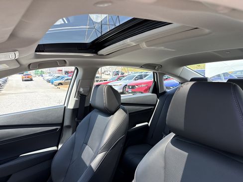 Certified 2025 Honda Accord Touring image 28