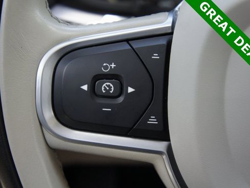 Used 2020 Volvo S60 T6 Momentum image 17