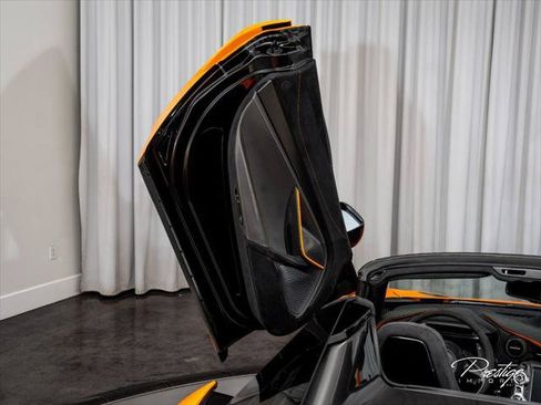 Used 2020 McLaren 720S Performance RWD image 36
