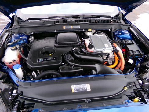 Used 2018 Ford Fusion SE image 38