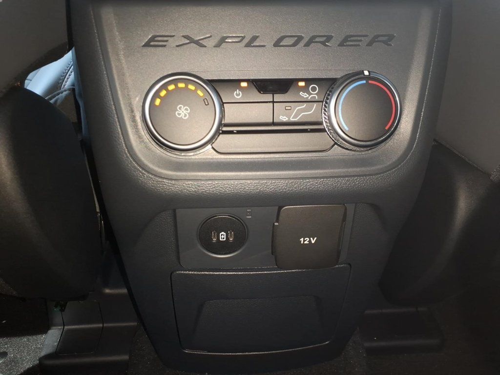 New 2027 Ford Explorer Active w/ Active Comfort Package AWD/4WD image 17