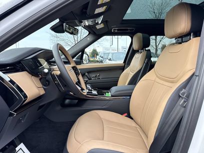 New 2025 Land Rover Range Rover Sport Dynamic SE