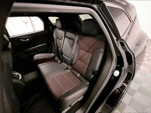 Used 2023 Chevrolet Blazer RS w/ Driver Confidence II Package FWD image 25