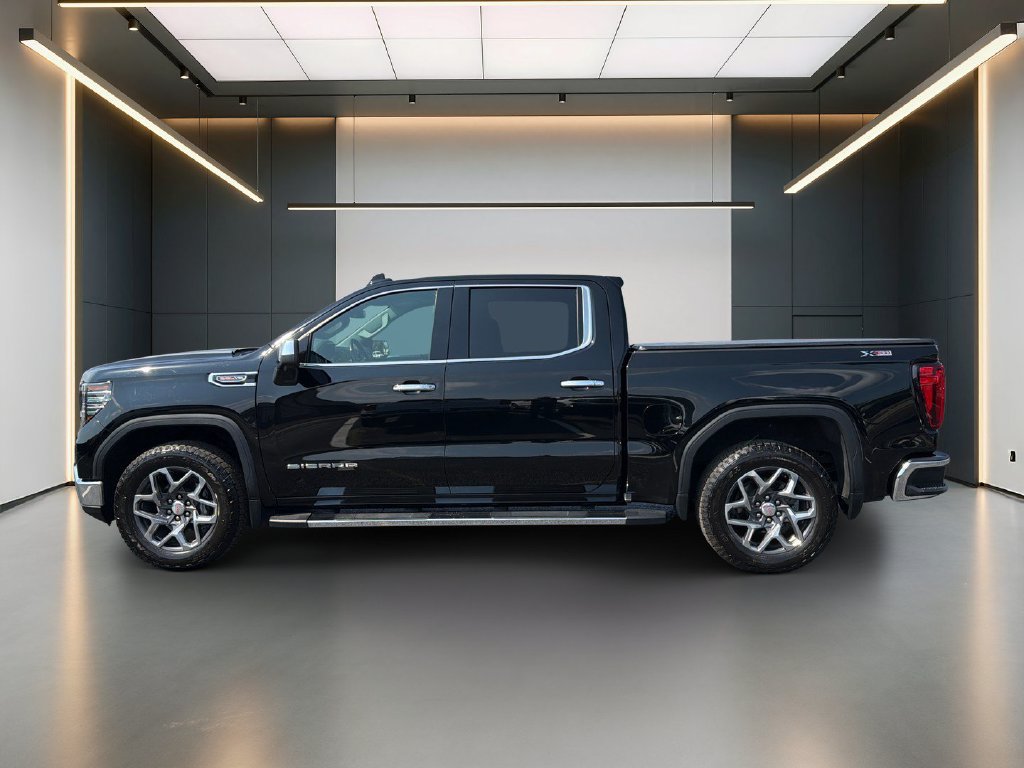 Used 2023 GMC Sierra 1500 SLT w/ SLT Premium Package AWD/4WD image 2