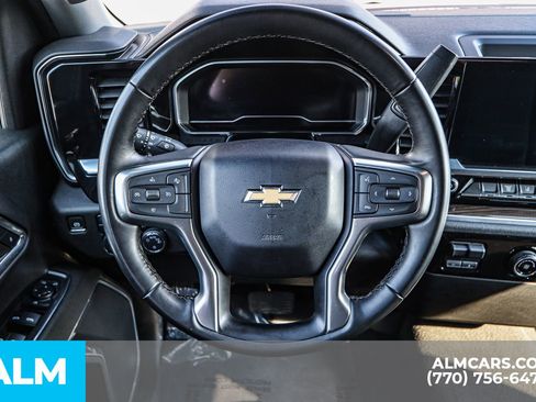 Used 2024 Chevrolet Silverado 2500 LT image 30