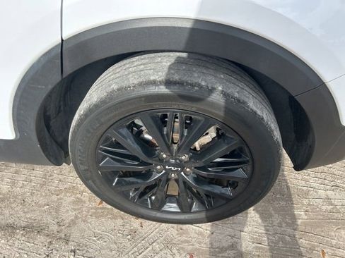 Used 2022 Kia Telluride SX w/ SX Prestige Package AWD/4WD image 20