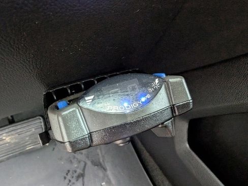 Used 2018 GMC Sierra 1500 SLE w/ SLE Value Package image 34