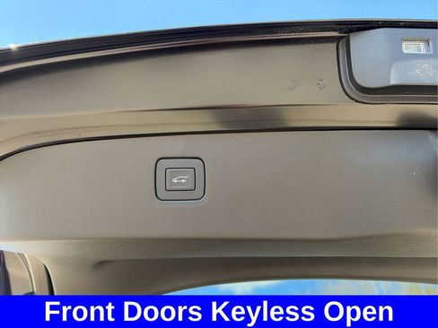 Used 2025 Buick Envista Preferred w/ Convenience I Package FWD image 15