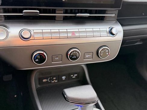 New 2026 Hyundai Kona SE AWD/4WD image 23
