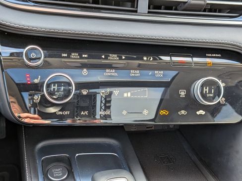 Used 2022 INFINITI QX60 Sensory w/ Cargo Package image 25