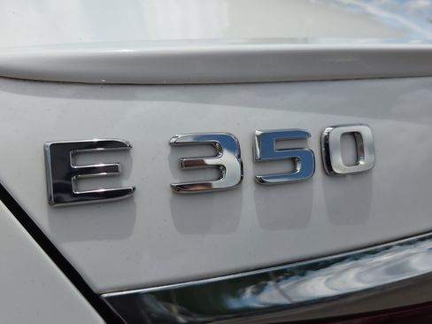 Used 2021 Mercedes-Benz E 350 Sedan image 34