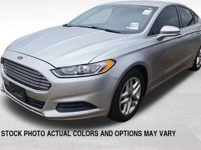 Used 2016 Ford Fusion SE