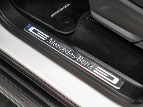 Used 2025 Mercedes-Benz G 550 w/ Exclusive Interior Package image 40