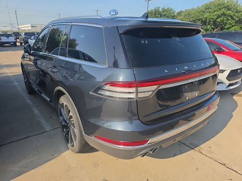 Used 2023 Lincoln Aviator Reserve w/ Equipment Group 201A RWD image 4