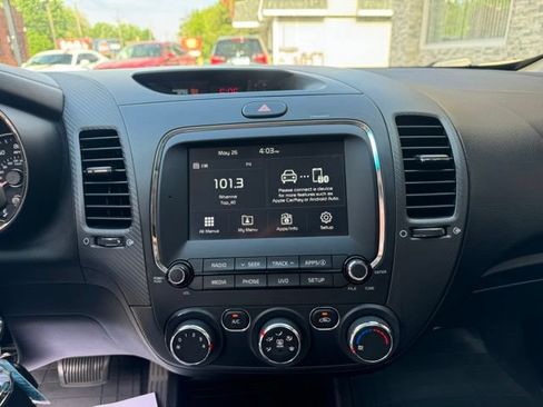 Used 2017 Kia Forte S FWD image 20